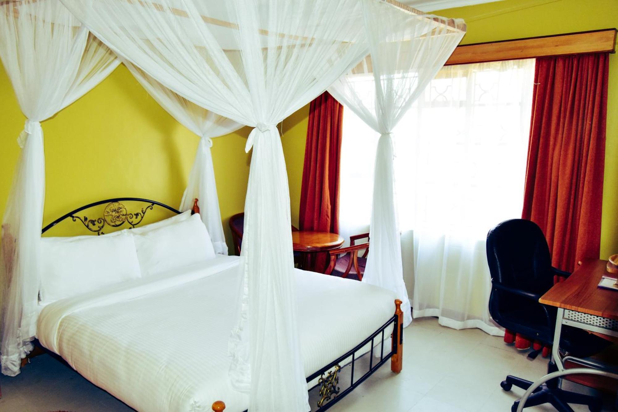 Wagon Wheel Hotel Eldoret Dış mekan fotoğraf