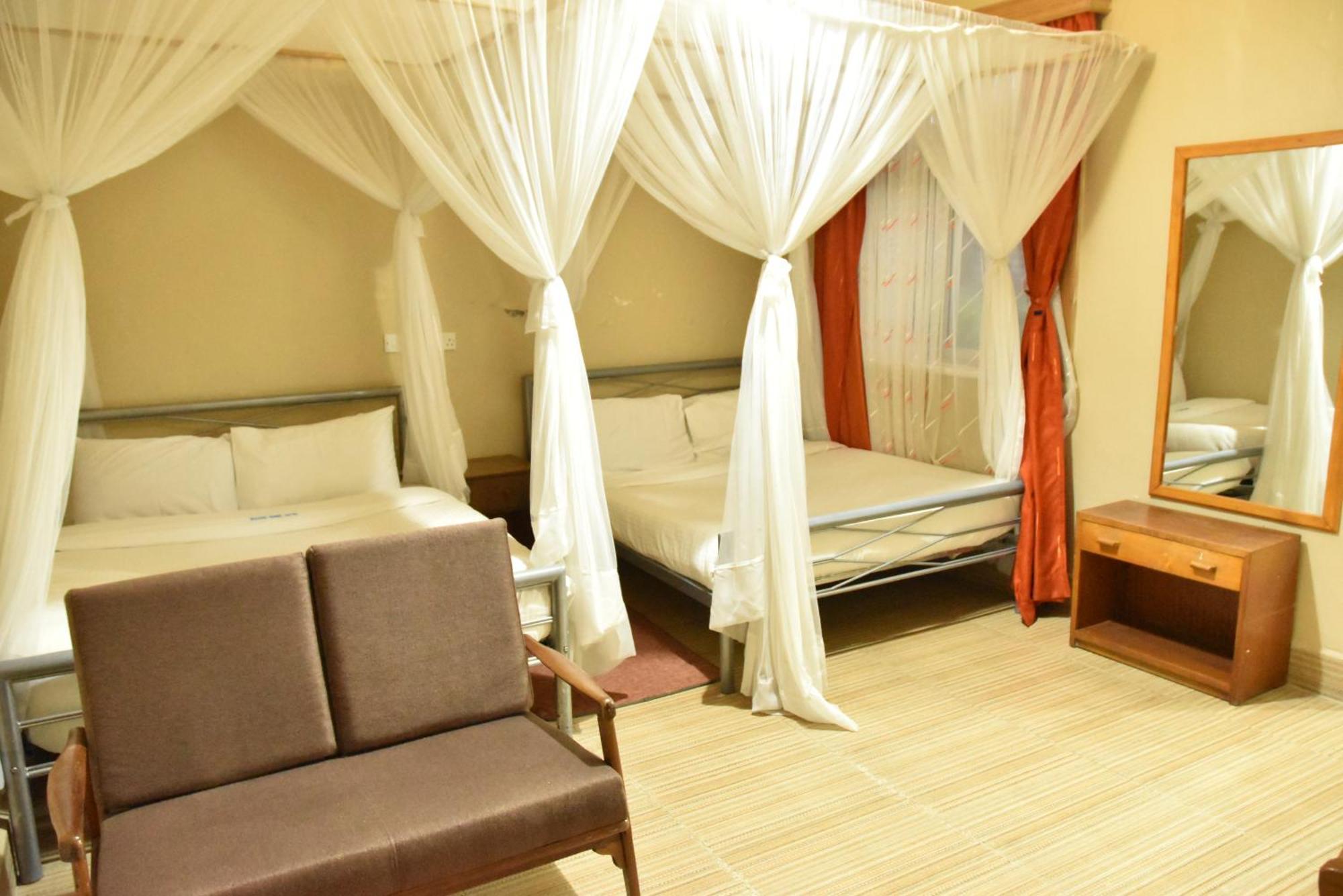 Wagon Wheel Hotel Eldoret Dış mekan fotoğraf