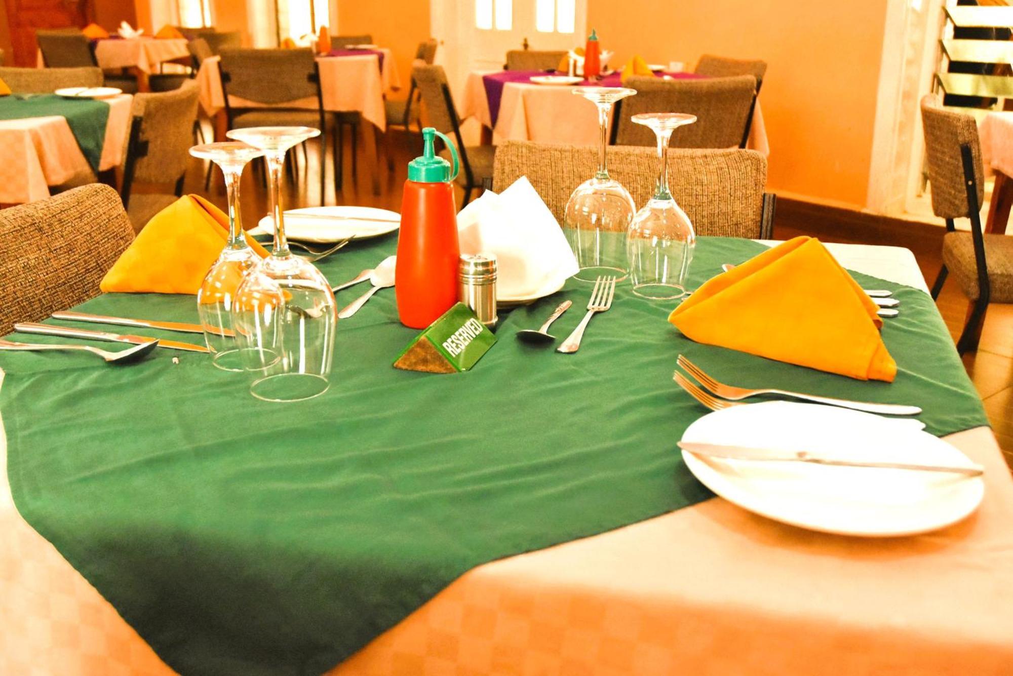 Wagon Wheel Hotel Eldoret Dış mekan fotoğraf