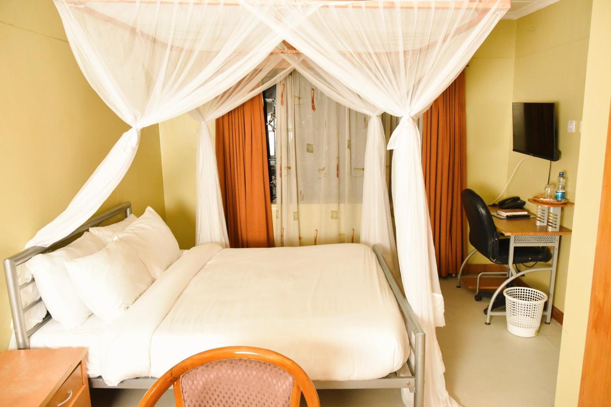 Wagon Wheel Hotel Eldoret Dış mekan fotoğraf